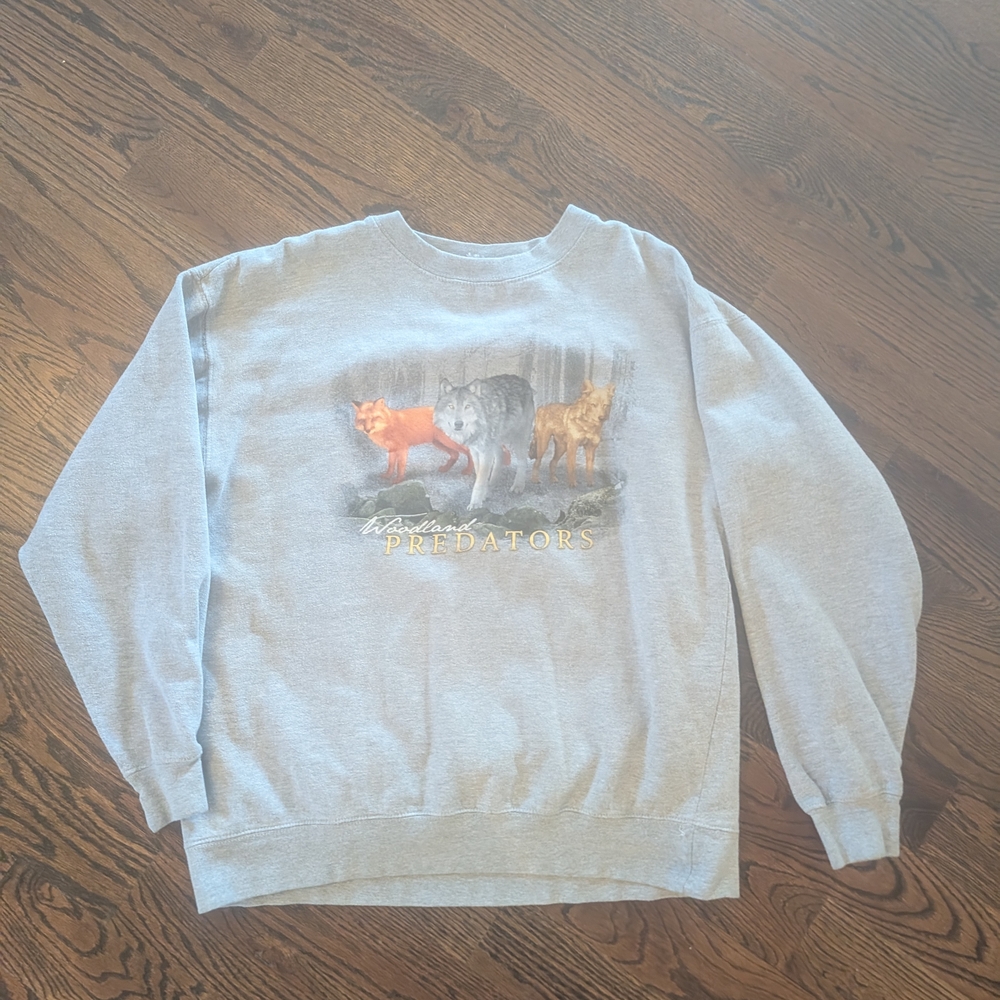 Light Gray 'Predators' Graphic Crewneck Sweatshirt